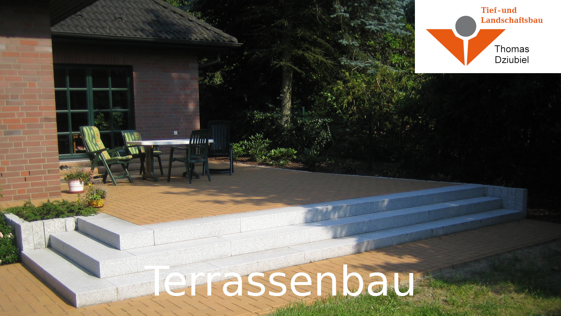 Terrassenbau in Schwerin - Fachgerecht mit Holz, Stein & WPC Terrassenbau in Schwerin - Tief- und Landschaftsbau Thomas Dziubiel